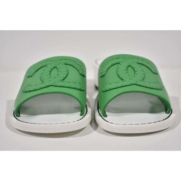 Chanel 22S Green Calfskin Leather White CC Logo Mules Slide Sandal Heel Flat 37 - Picture 6 of 12